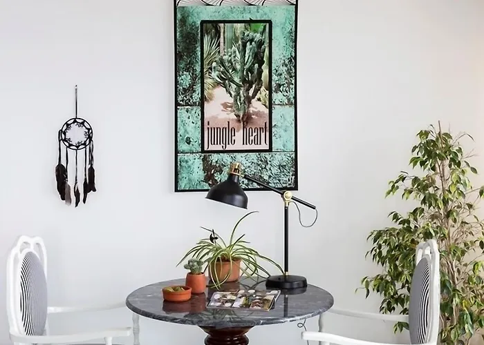 Sato Design (adults Only) מלון 2*